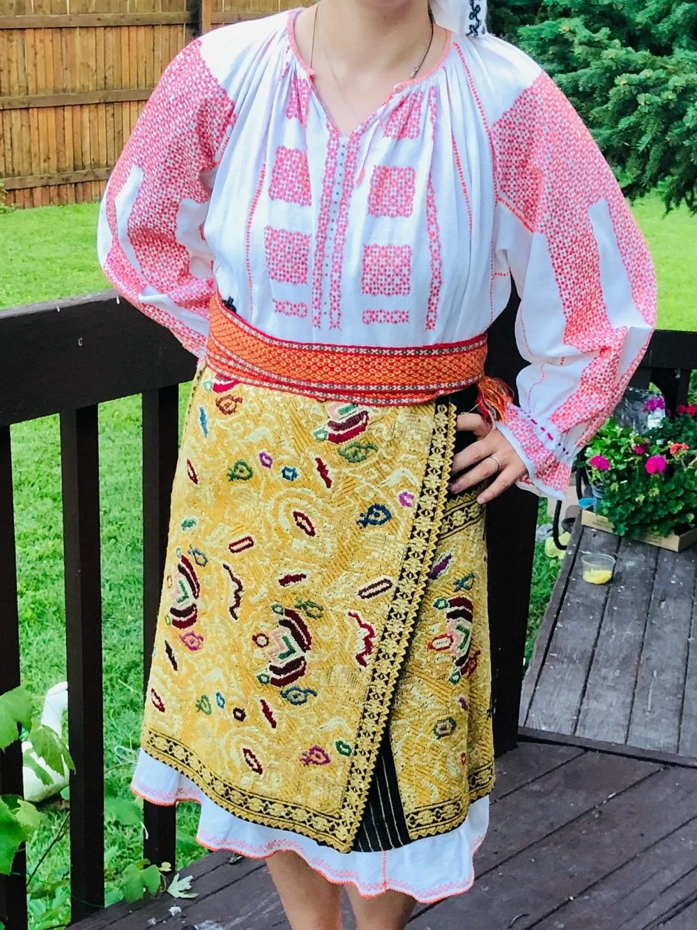 Ie Authentic Romanian blouse Olt Embroidered Long Sleeve Maxi Dress - Picture 6 of 7
